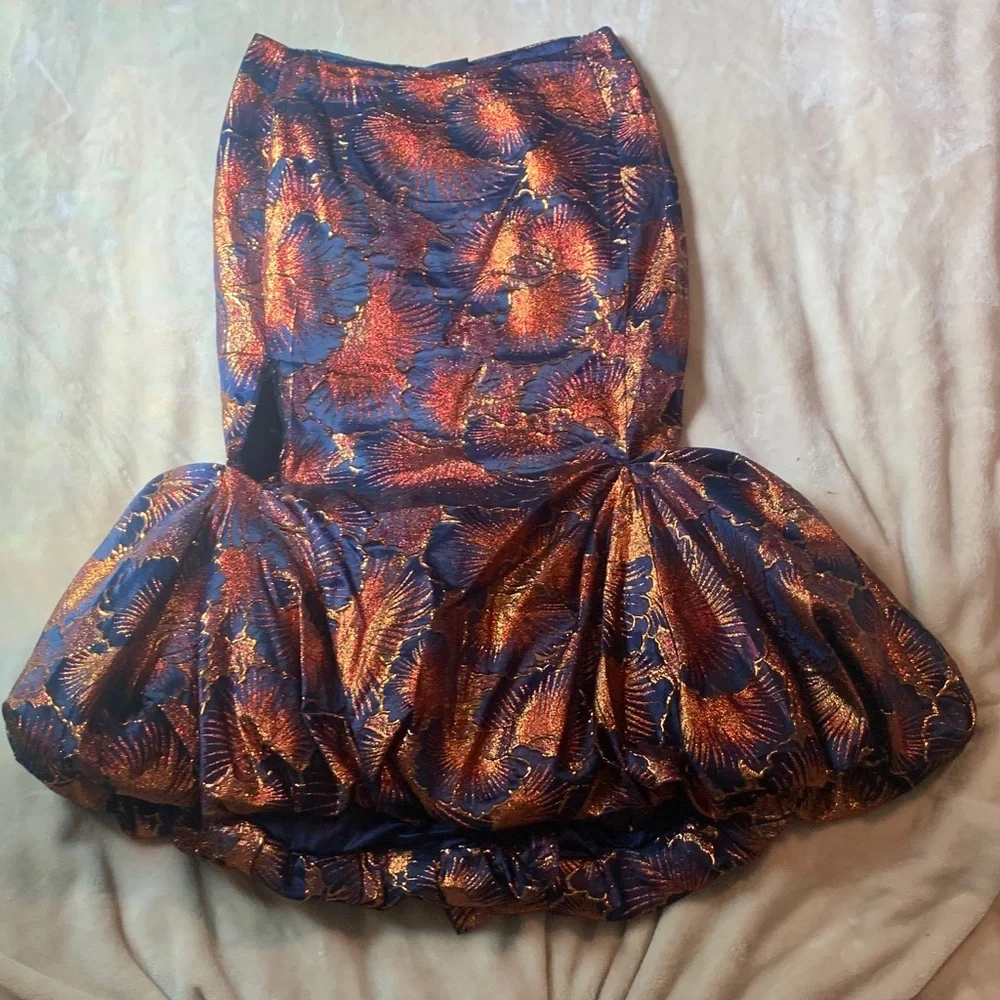 AKIRA Lady Lux Brocade Corset Top & Bubble Hem Midi Skirt Set - Picture 13 of 14